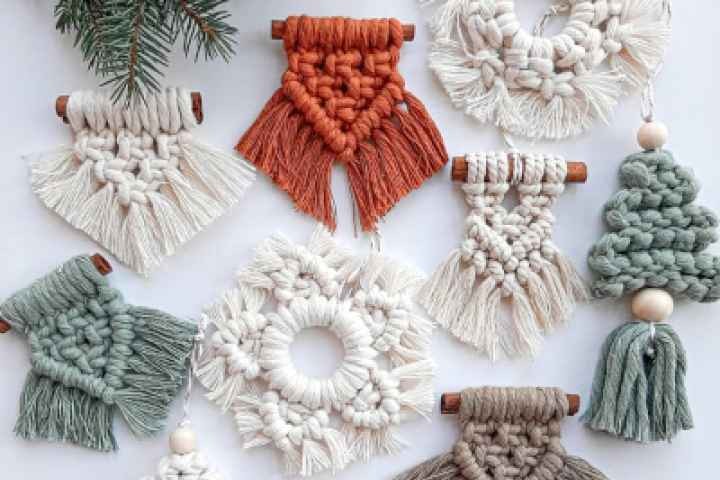 Violet Town Library - Craft & Coffee