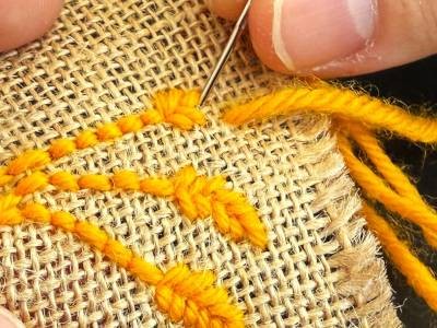 Fabulous Farms in Fabric & Fibre