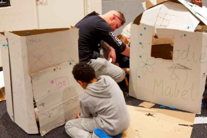 Shepparton Library - Museums Victoria STEM: Family Construction Night