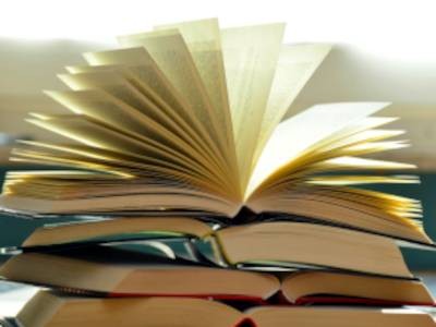 Yarrawonga Footpath Book Sale
